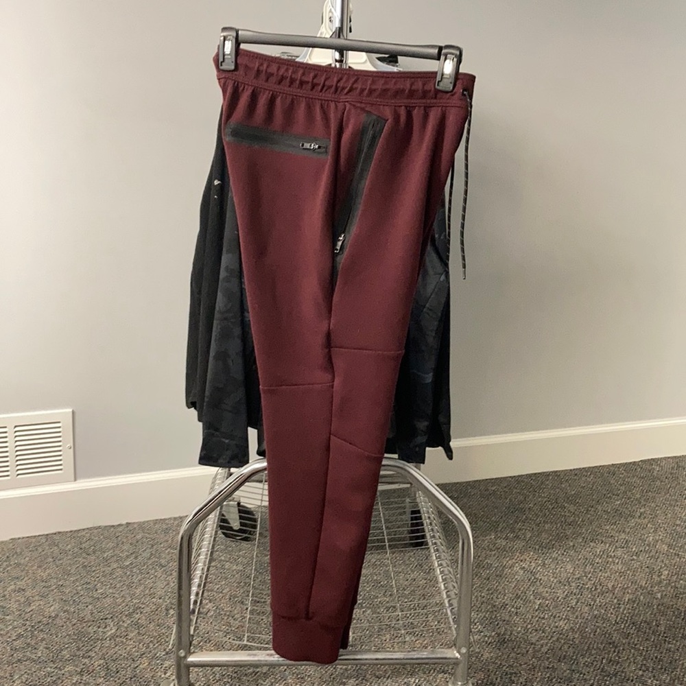 Men’s small joggers